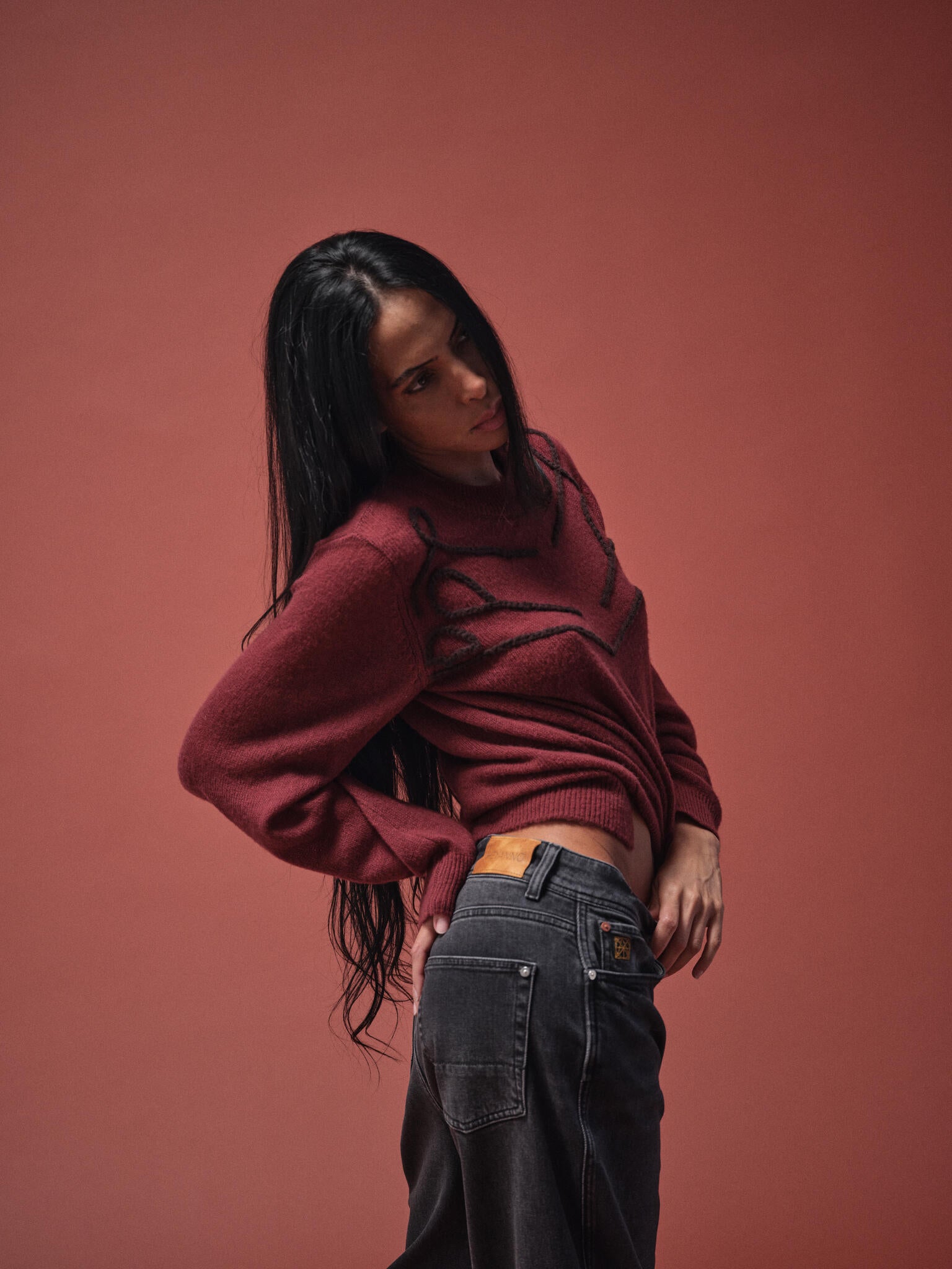 Modelshot / Black Denim / Detail